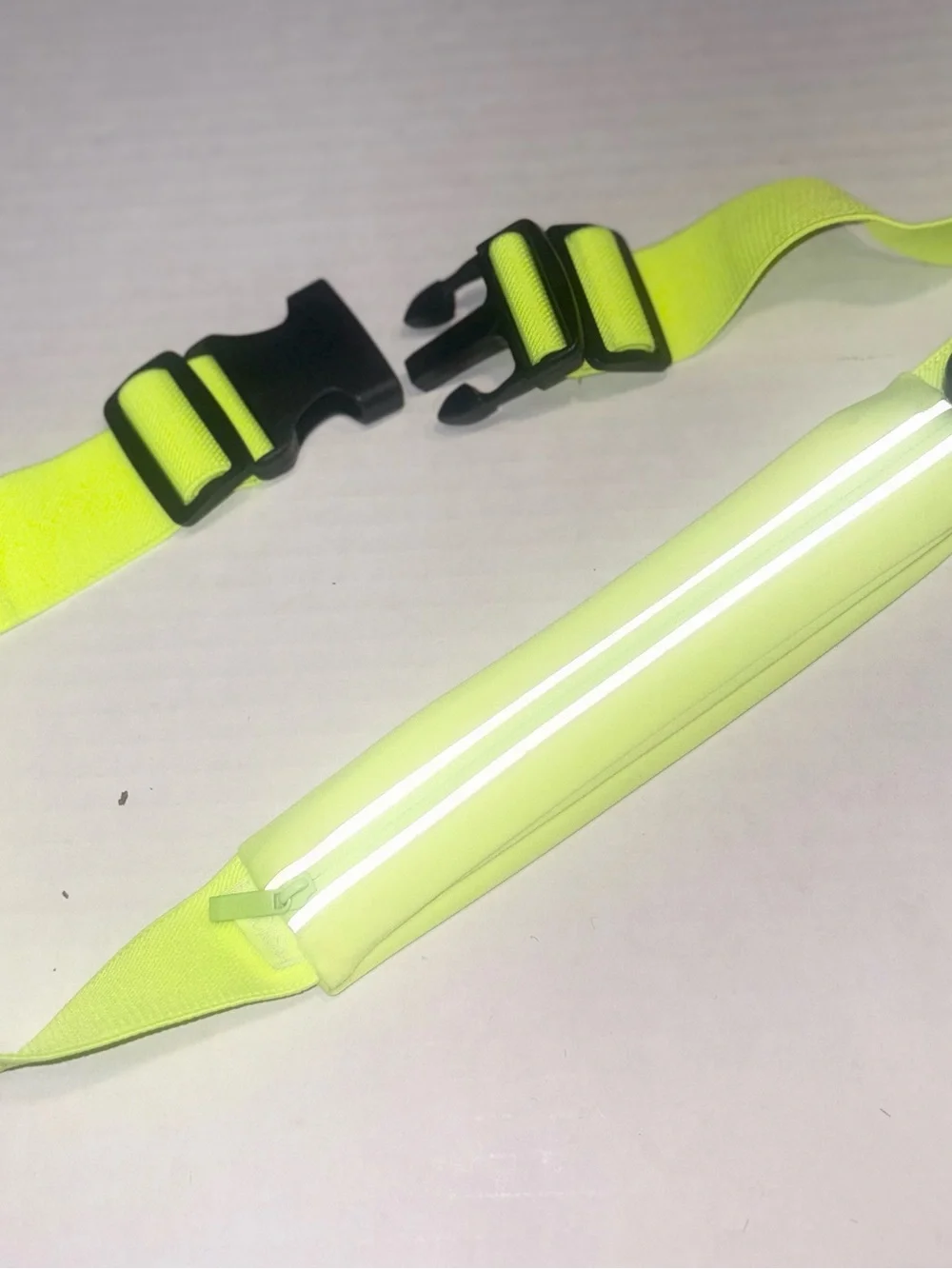 FitKicks FitZip neon illuminating waist pack LED safety lights night running